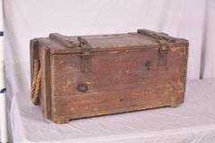 Vintage pine ammo/tool box; 55-12339