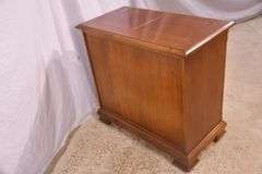Stanley "The American Craftsman Collection" cherry flip-top server; 155-1114