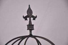 Vintage black iron topiary trellis; 869-611
