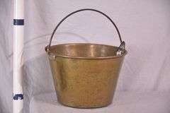 Vintage brass bucket; 18305-019