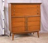 Bassett mid-century style walnut 6 drawer chest; 55-12355
