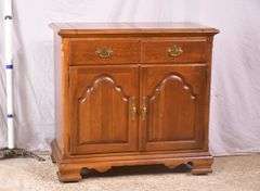 Stanley "The American Craftsman Collection" cherry flip-top server; 155-1114