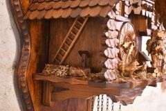 Heinzmann "Black-Forest-Star" German Cuckoo clock; 9485-106