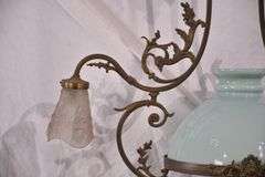 Ornate bronze 3-light chandelier; 55-12292