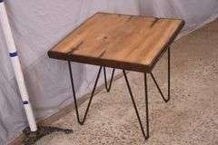 Coaster wooden top side table with black metal hairpin legs; 74-12902