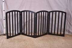 4 panel folding gate/divider; 12133-006
