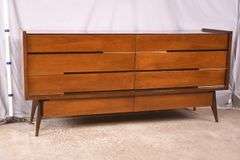 Fashion Made walnut mid-century 8 drawer double dresser; 74-12861