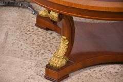 Kindel round inlaid mahogany coffee table; 4779-003