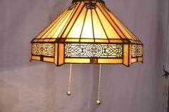 Hexagonal stained glass hanging light; 1116-732