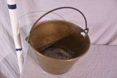 Vintage brass bucket; 18305-019