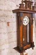 Vintage wall clock with carved walnut case; 18305-031