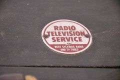 Knickerbocker radio/television repair mans tool box with vintage tubes; 55-12225