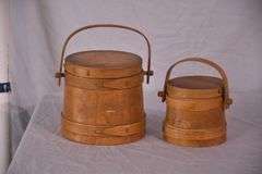 2 vintage sugar firkins with lid; 18304-005