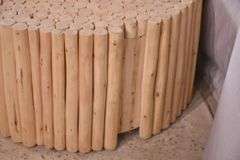 Round stick coffee table; 74-12882