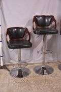 Set of 5 adjustable height chrome base bar stools; 4934-004