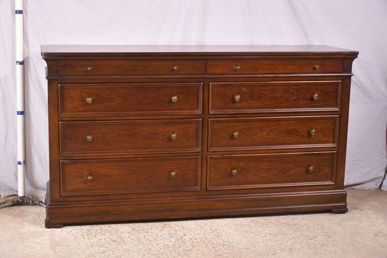 Ethan Allen cherry 8 drawer double dresser; 68-7185