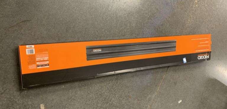 Ridgid 60 in Track Saw Guide Rail (1) 60 in Track (2) Connector Bars (1) Track Wrench