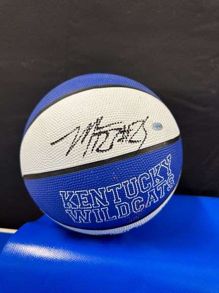 Marquis Teague signed ball