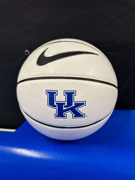 Demarcus Cousins signed ball