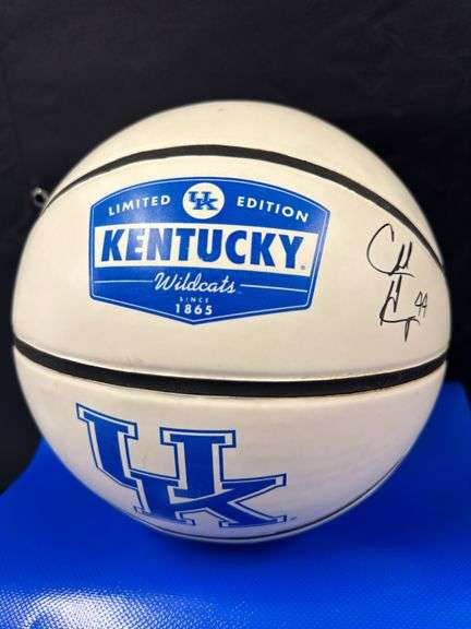 Chuck Hayes signed ball