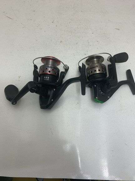 2 Fishing Reels