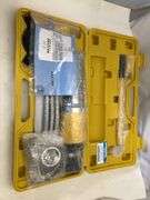NEWTRY 20 Ton Hydraulic Gear Puller Kit, Wheel Bearing Pulling Separator, 3 Jaw Puller, Vertically & Horizontally