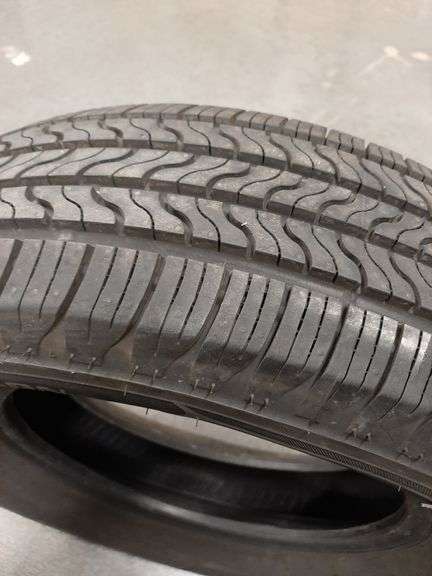 Firestone All Season 205/70R15 All Season - Lexington Online Auction