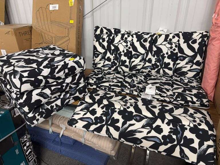Large Lot of Different Size Outdoor Cushions, Same Print