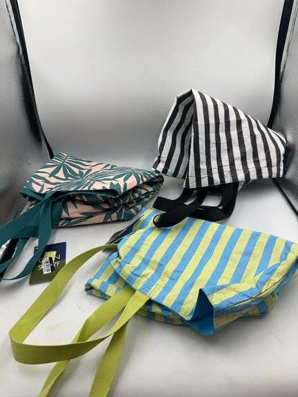 (3) Water Resistant Reversible Tote Bag - Open Story™