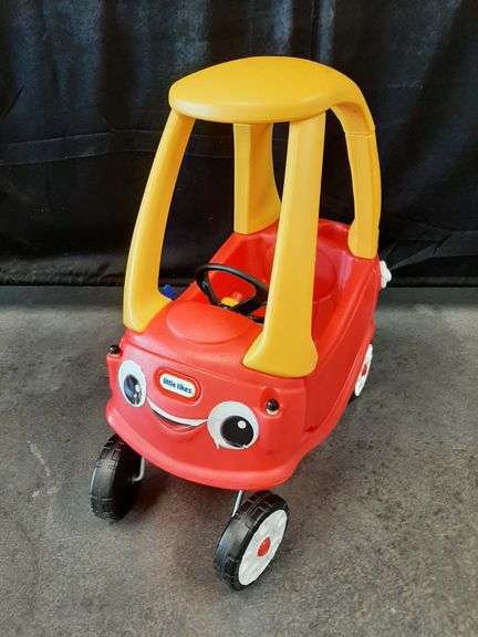 READ!! Little Tikes Cozy Coupe Ride On