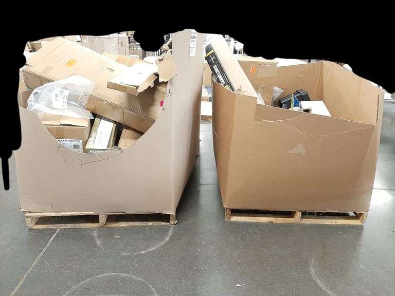2 LARGE Pallets Of Miscellaneous Car Parts