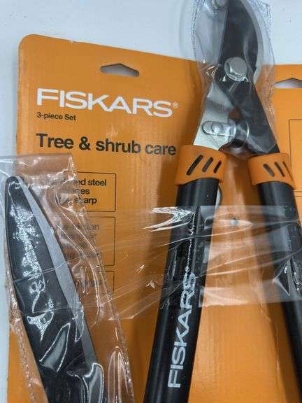 Fiskars Rugg Heirloom Carbon Steel Bypass Lopper/Pruner Set