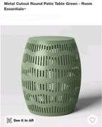 Read! Metal Cutout Round Patio Table