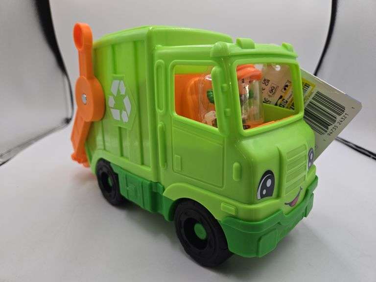 Fisher-Price Little People Musical Toddler Toy Recycling Truck Garbage Vehicle with Figure for Pretend Play Ages 1+ Years