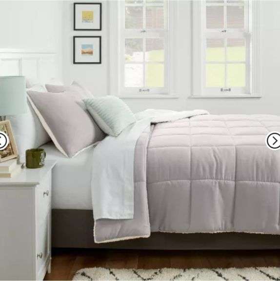 Faux Shearling Washed Microfiber Reversible Comforter - Room Essentials Twin/XL