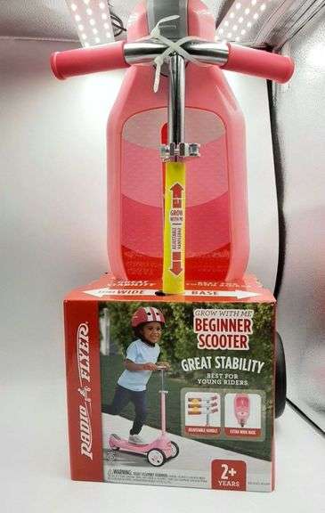 Radio Flyer Grow With Me Beginner Kids' Kick Scooter, pink