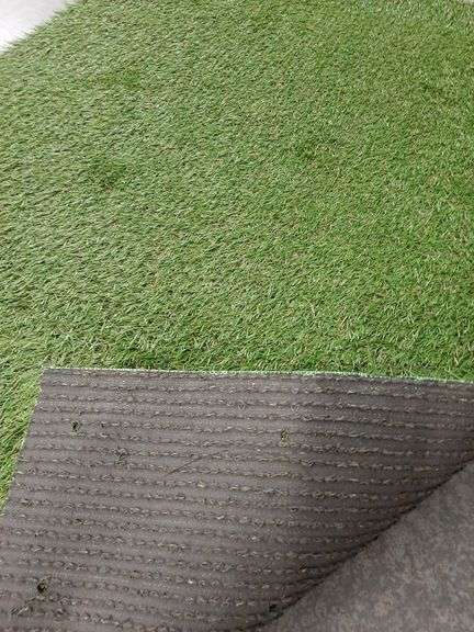 4'x32" Faux Grass