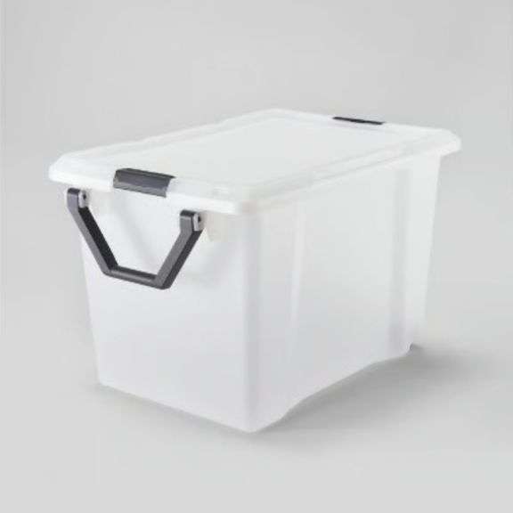Read! Brightroom Wheeled Latching 128 qt Extra Large Storage Box