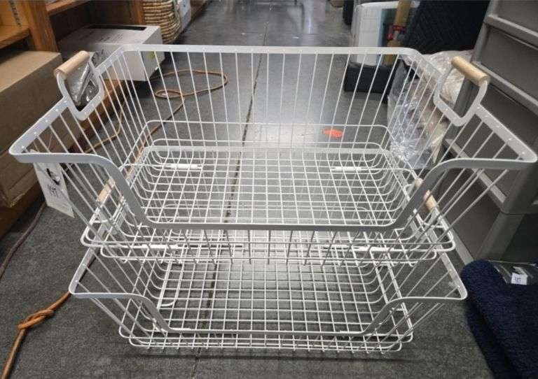(2) Stacking Wire Laundry Bins