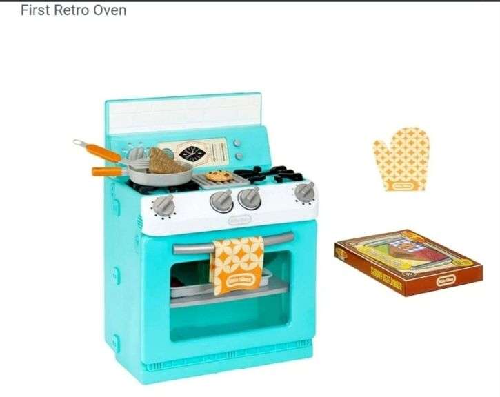 Little Tikes Retro ‘50s Inspired Oven Realistic Pretend Play Kitchen Appliance
