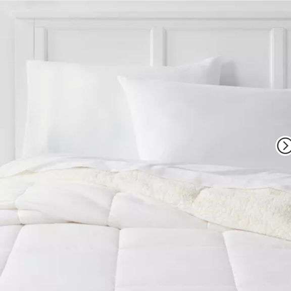 Faux Shearling Washed Microfiber Reversible Comforter - Room Essentials