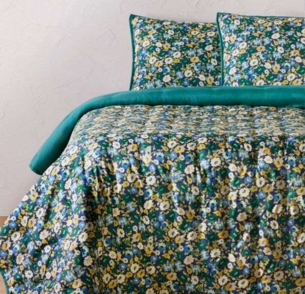 Opalhouse Jungalow Blue Green Floral Printed Twin size Quilt Sham Set