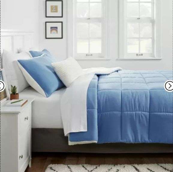 Faux Shearling Washed Microfiber Reversible Comforter - Room Essentials Twin XL