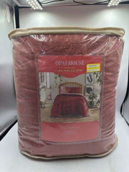 Opalhouse Twin/Twin Extra Long Geo Sun Print Comforter and Sham Set Orange/Fuschia