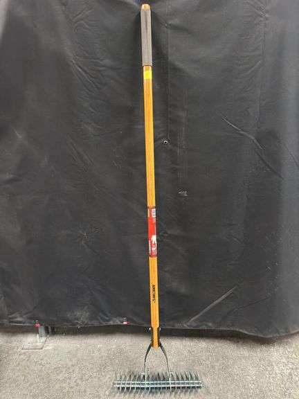 Husky Thatching Rake 19-Tine Steel Adjustable 61.4" Wood Handle Cushioned Grip