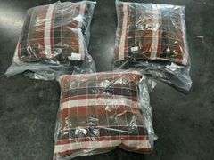 3pc Threshold Decorative Pillows 24"x24" Holiday GRD