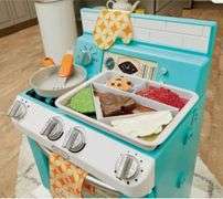 Little Tikes Retro ‘50s Inspired Oven Realistic Pretend Play Kitchen Appliance