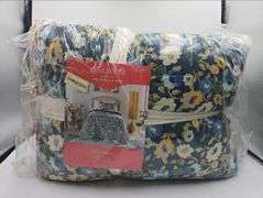 OPALHOUSE~Twin/XL TWIN Printed SUZ FLOWERs Quilt and Sham Set~Blue
