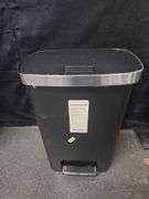 Brightroom Locking Step Wastebasket with Lid 13 Gallon