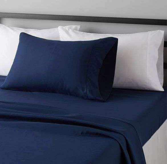 Amazon Basics Lightweight Super Soft Easy Care Wrinkle Free Microfiber 3 Piece Bed Sheet Set with 14-Inch Deep Pockets, Twin, Navy Blue, Solid, Kids, Men & Women Bedding